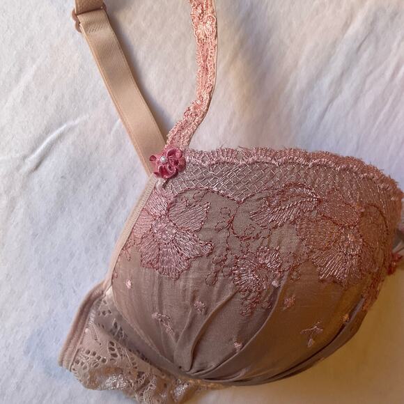 Duzani Women’s Wired Embroidered Bra size 34C, Nude Pink - Picture 4 of 8
